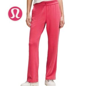 NWOT! LULULEMON 🍋 Women’s Softstreme High Rise Pant Vintage Rose Size 8